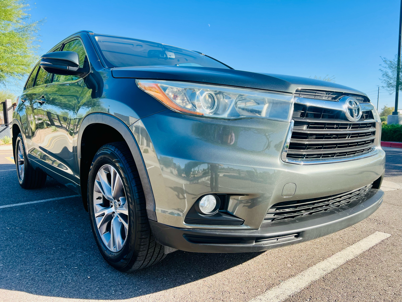 Toyota Highlander XLE AWD V6 2015