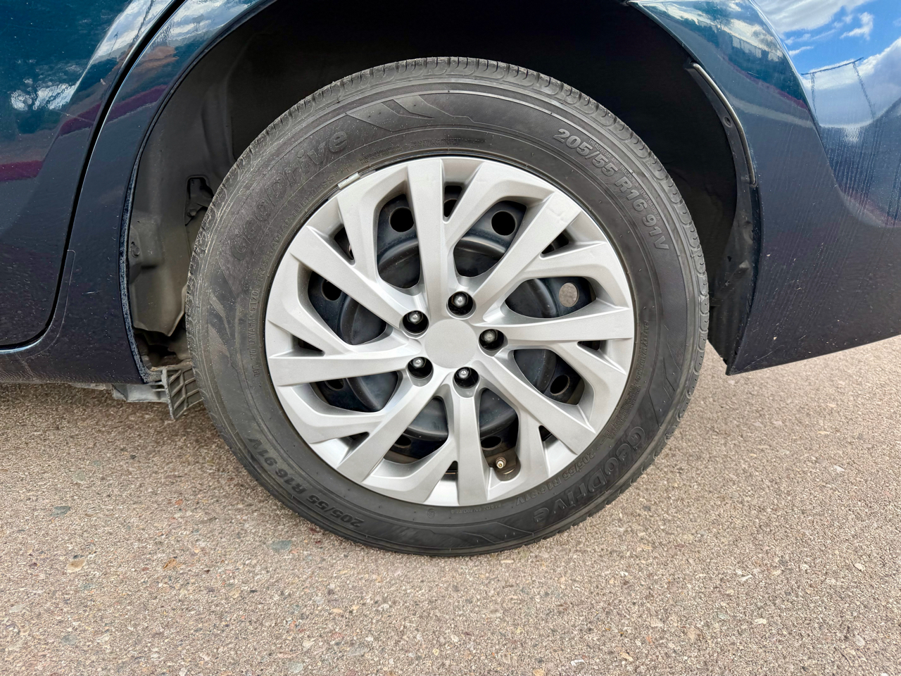 Toyota Corolla LE 2019