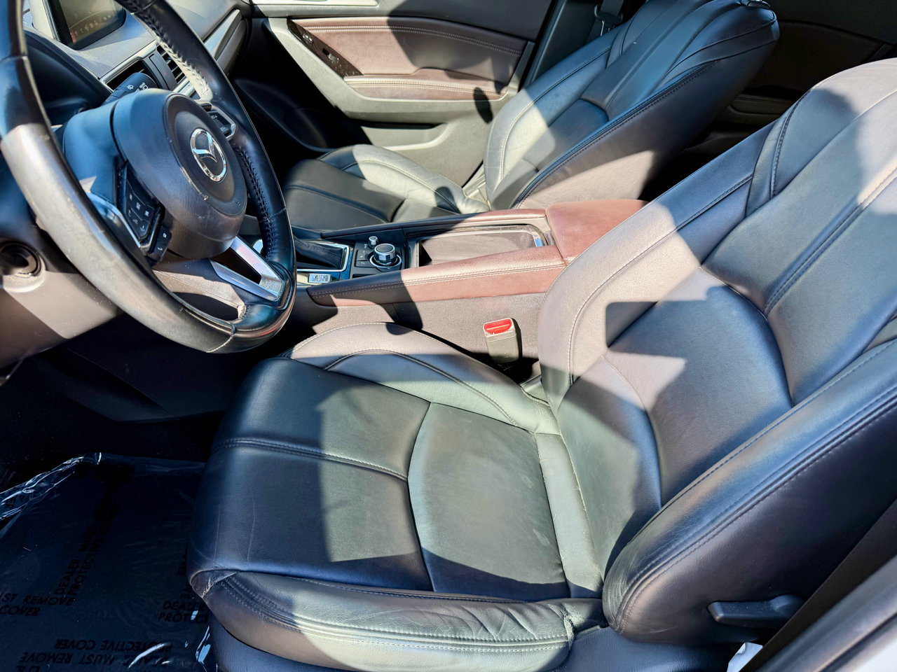 Mazda MAZDA3 i Touring AT 5-Door 2017