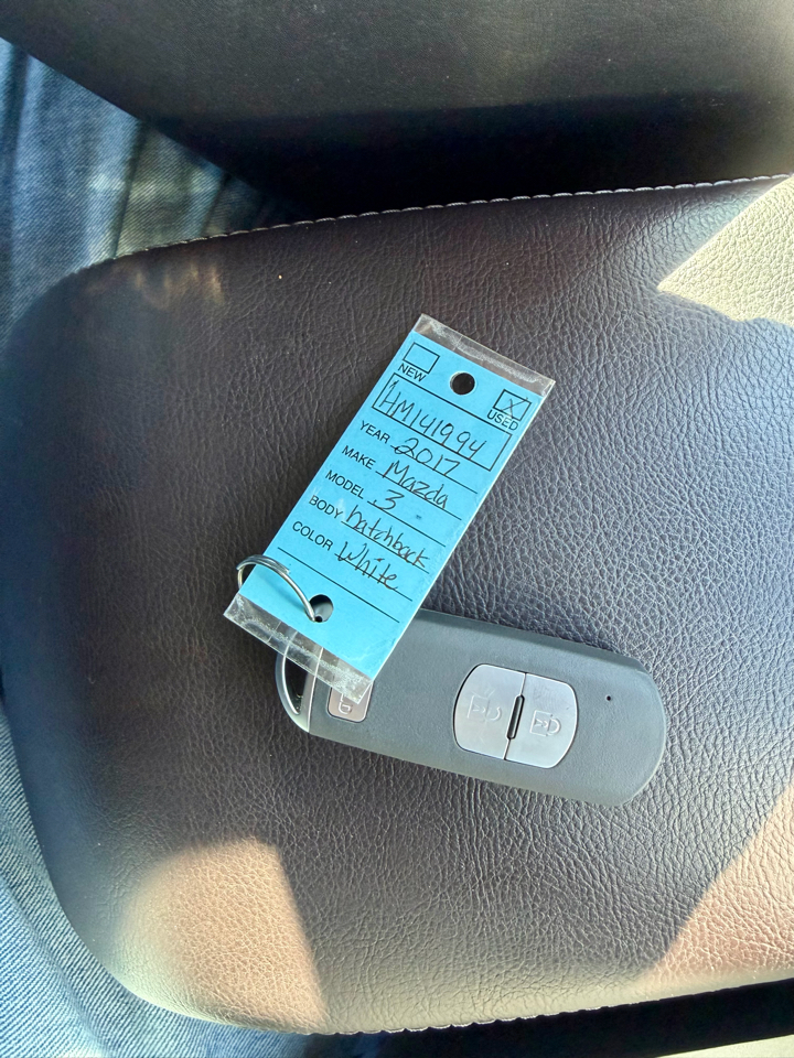 Mazda MAZDA3 i Touring AT 5-Door 2017