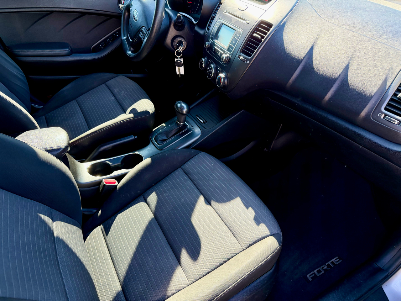 Kia Forte 4dr Sdn Auto LX 2016