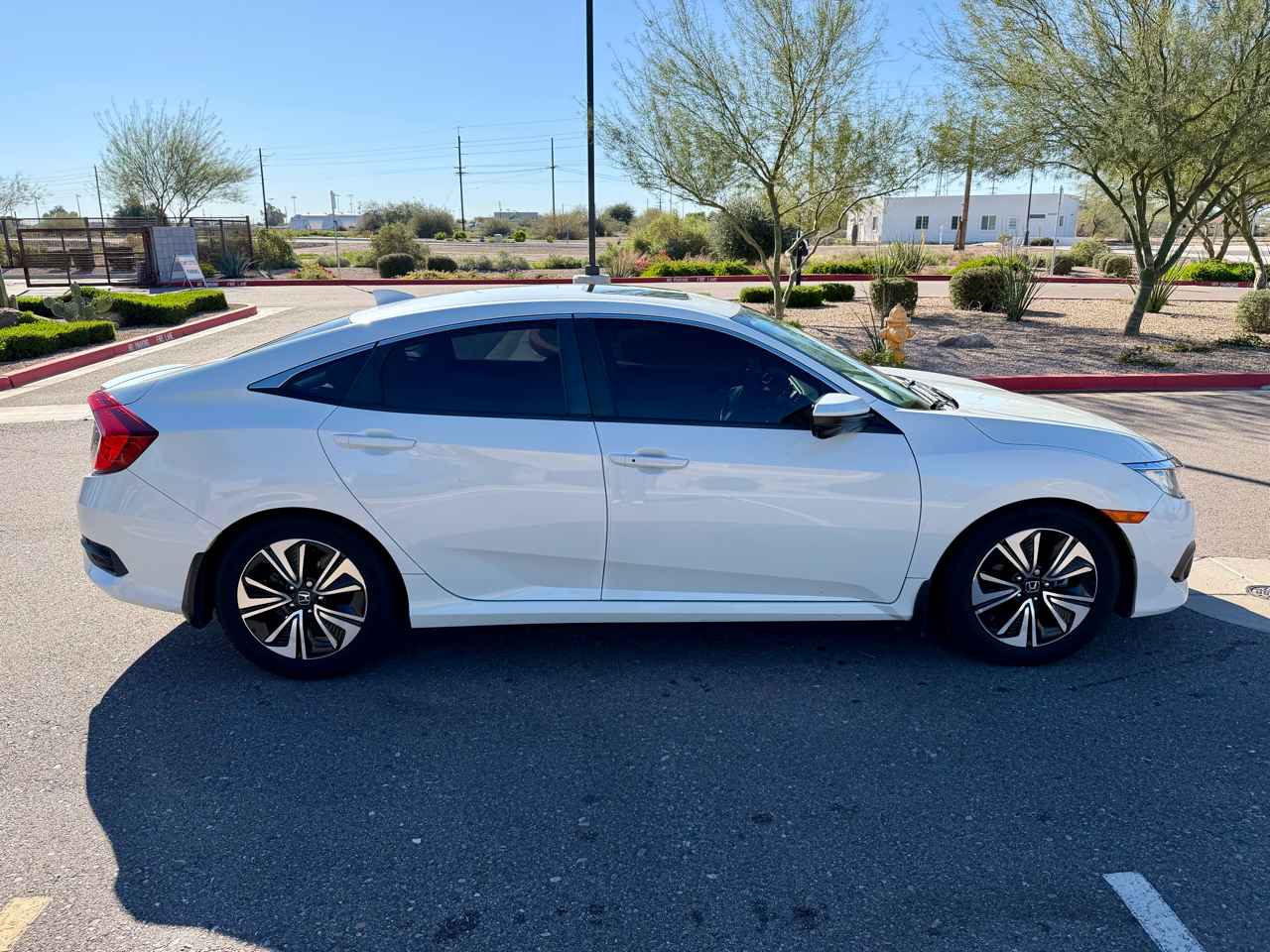Honda Civic EX-TL Sedan CVT 2018