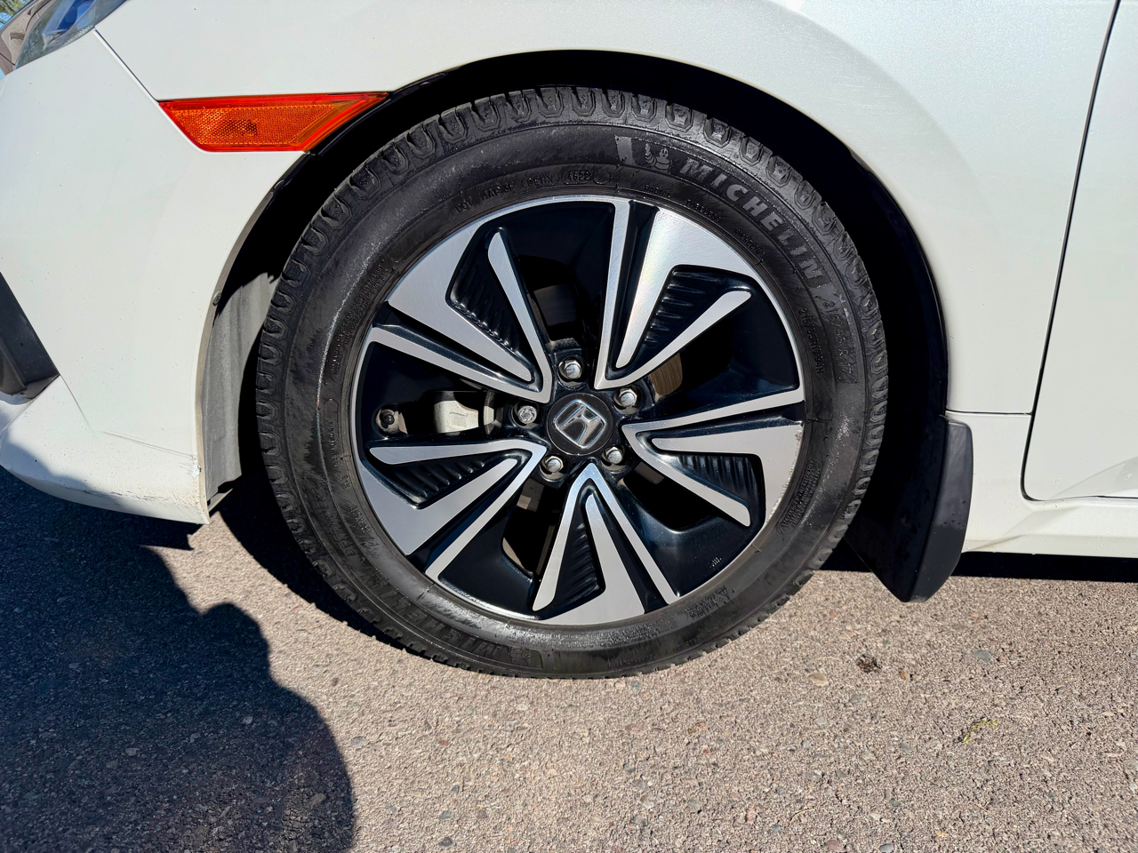 Honda Civic EX-TL Sedan CVT 2018