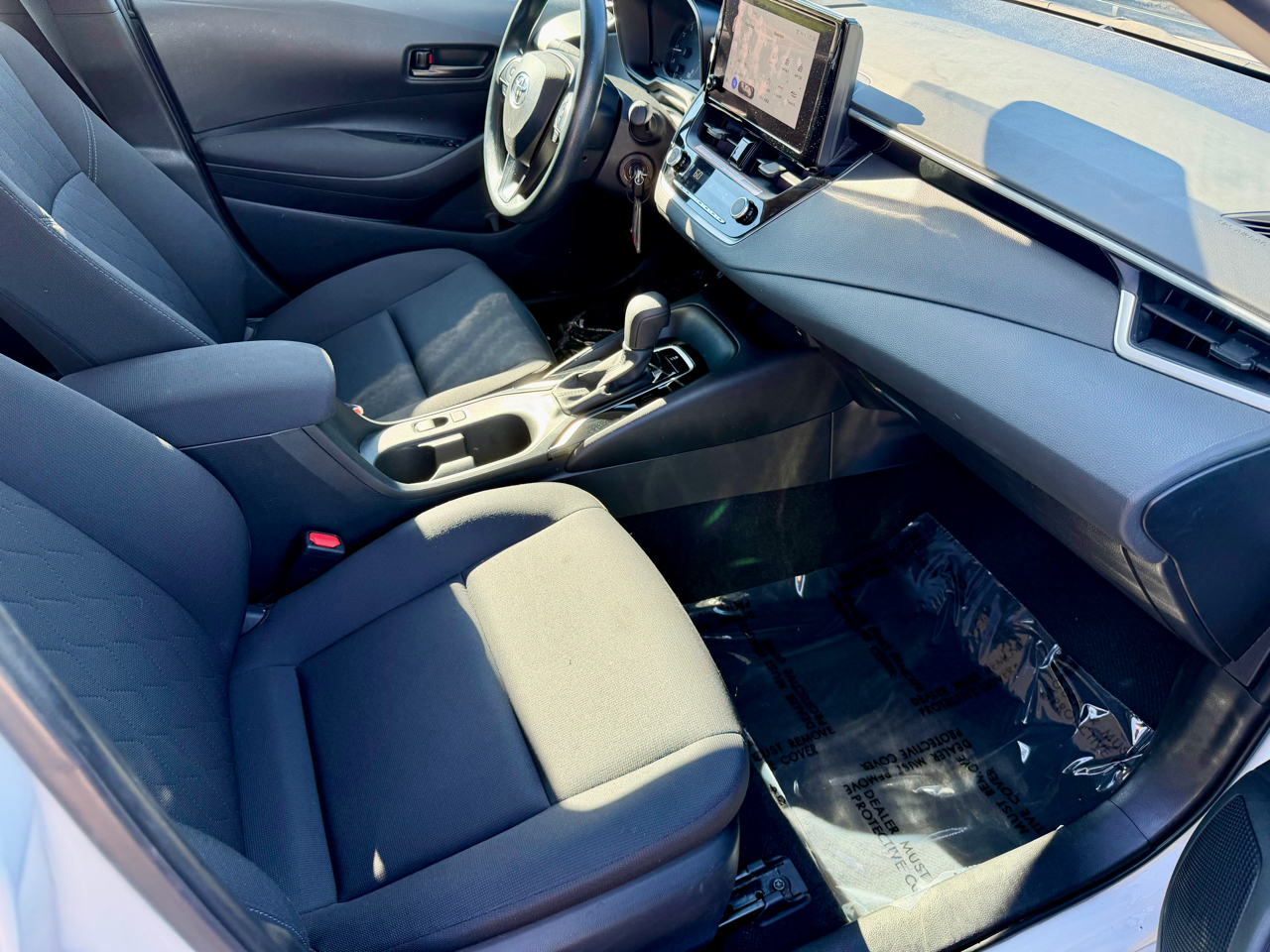 Toyota Corolla LE 2024