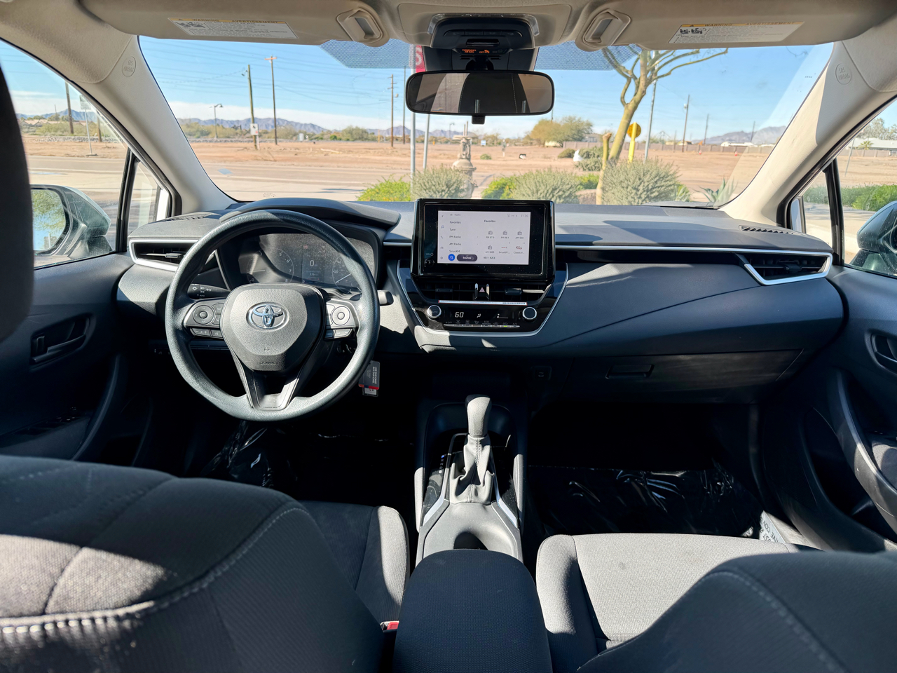 Toyota Corolla LE 2024