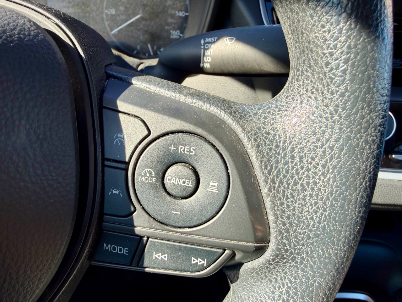 Toyota Corolla LE 2024