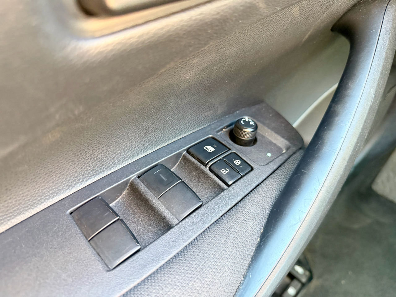 Toyota Corolla LE 2024