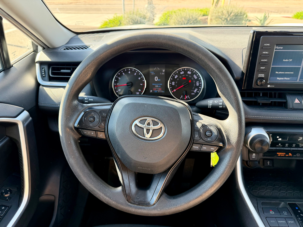 Toyota RAV4 LE 2020