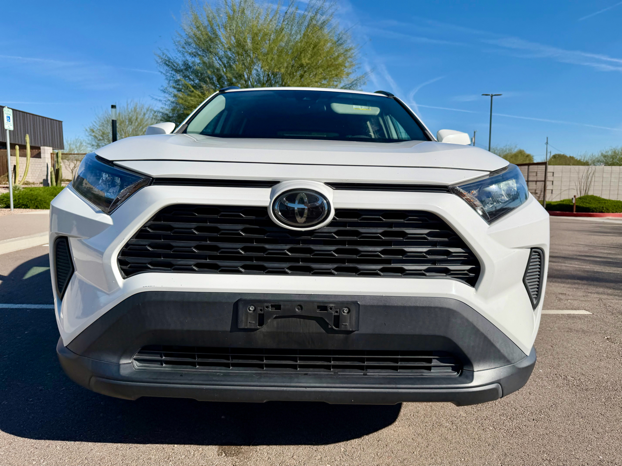 Toyota RAV4 LE 2020