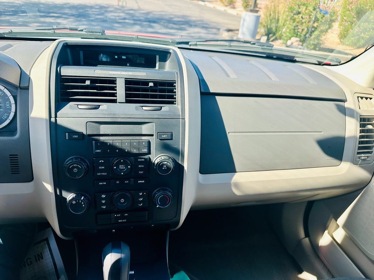 Ford Escape XLS FWD 2010