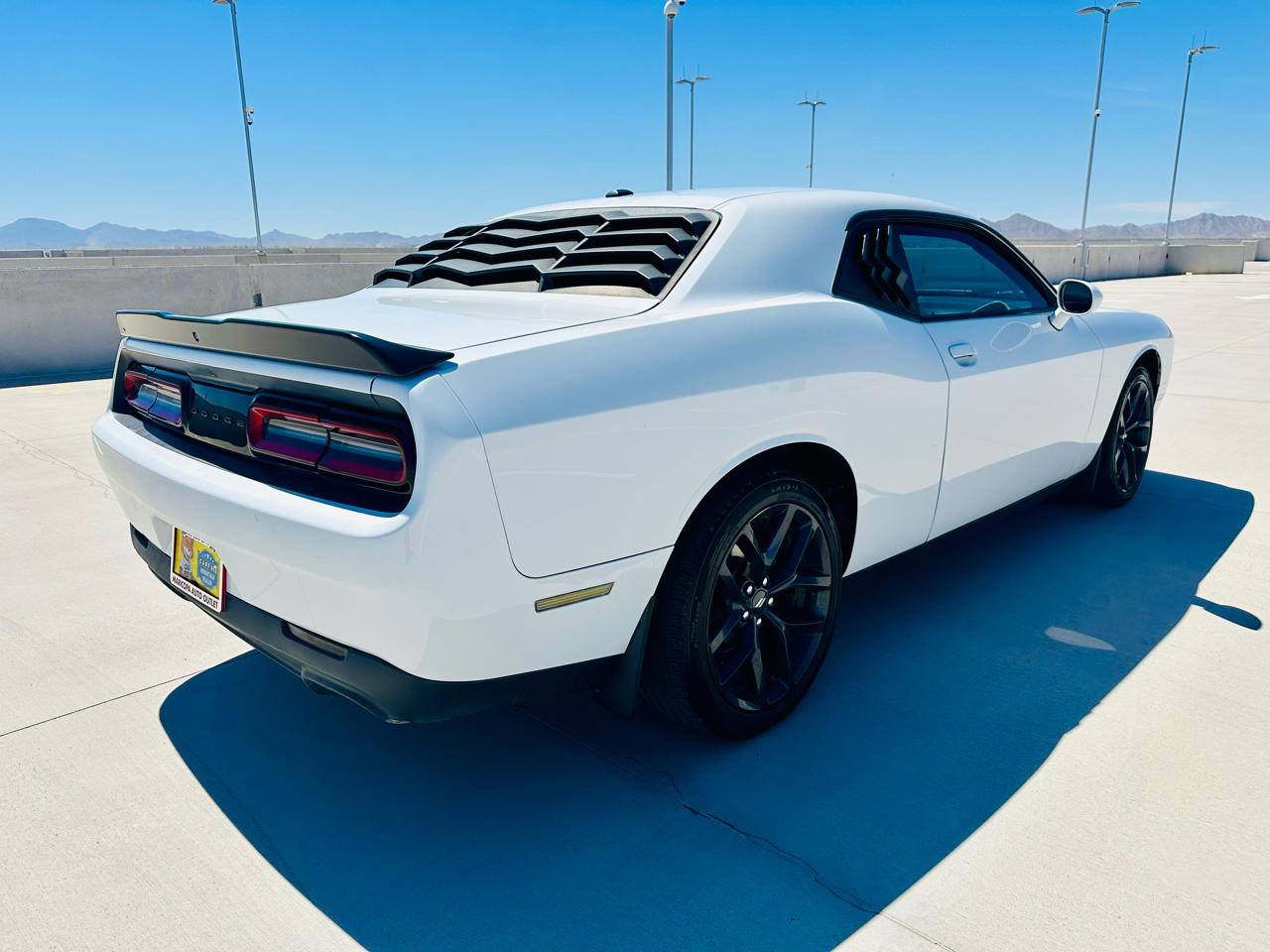 Dodge Challenger SXT 2021
