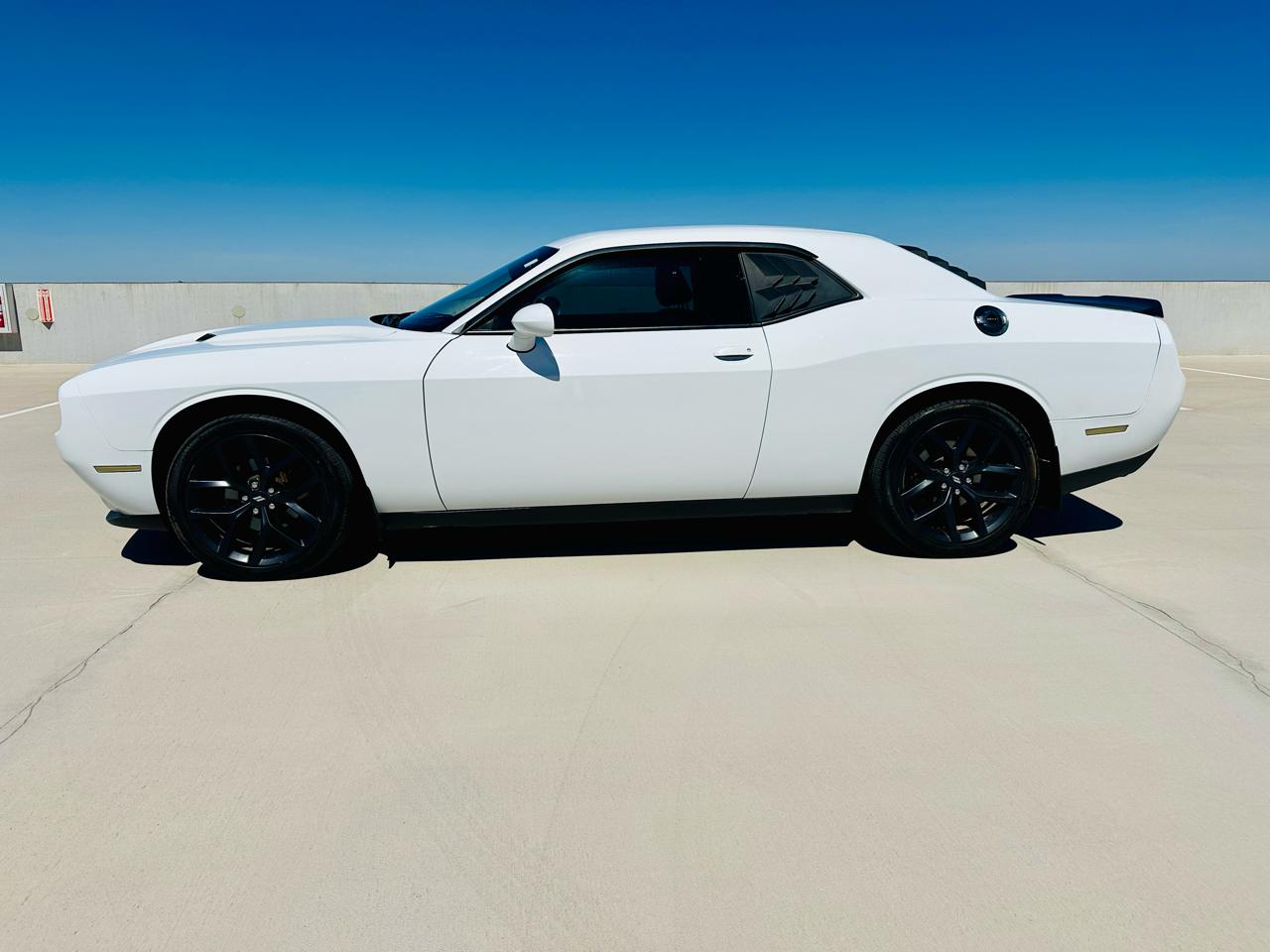 Dodge Challenger SXT 2021