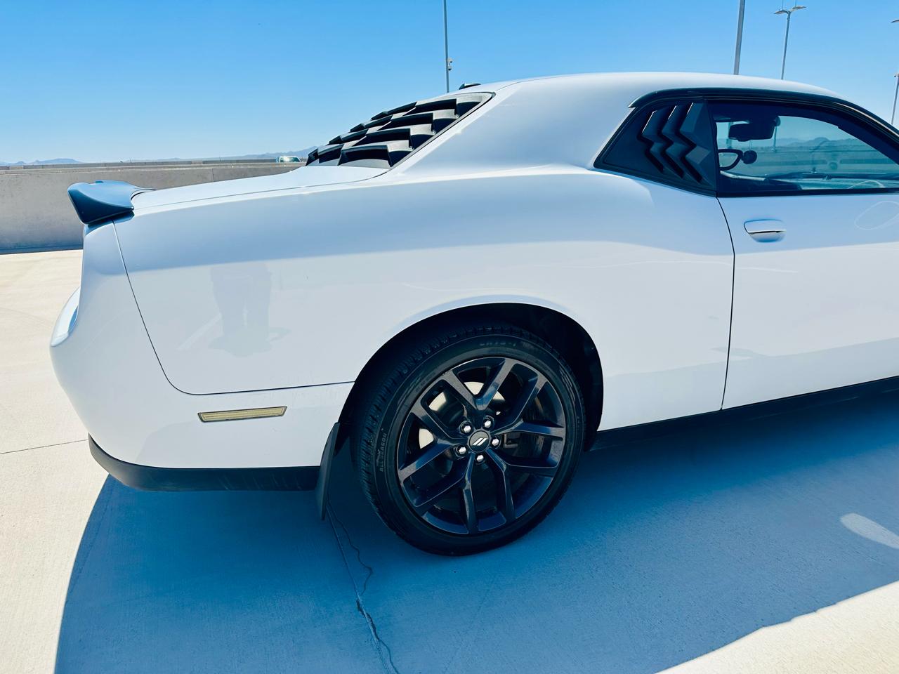 Dodge Challenger SXT 2021