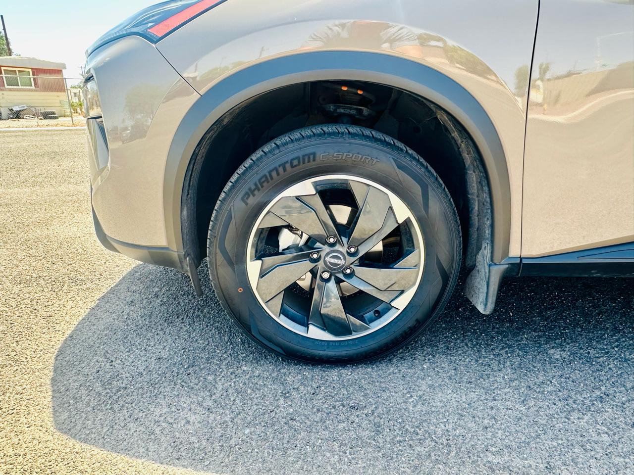 Nissan Rogue SV 2024