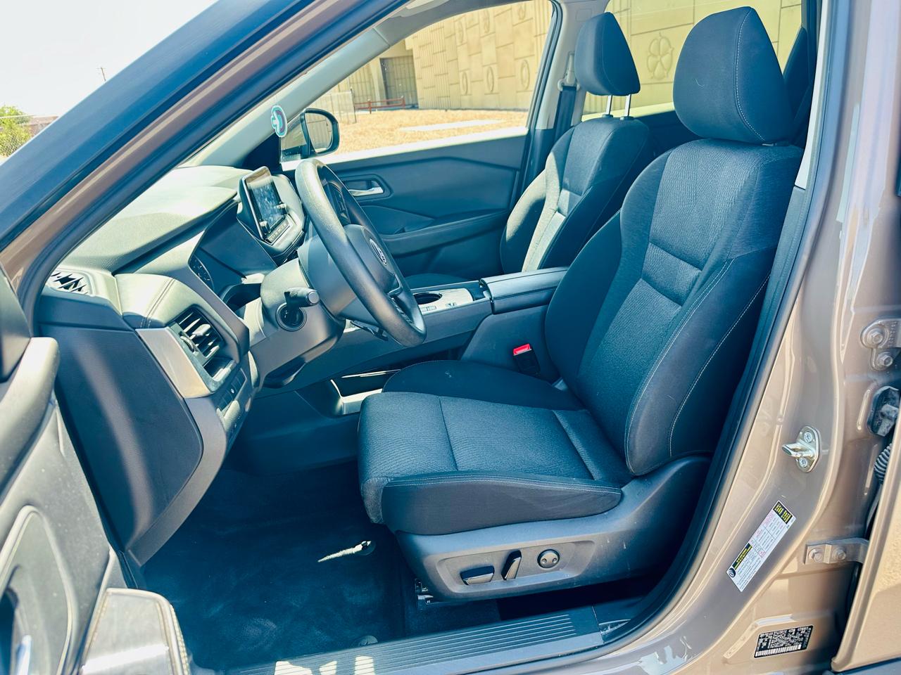 Nissan Rogue SV 2024