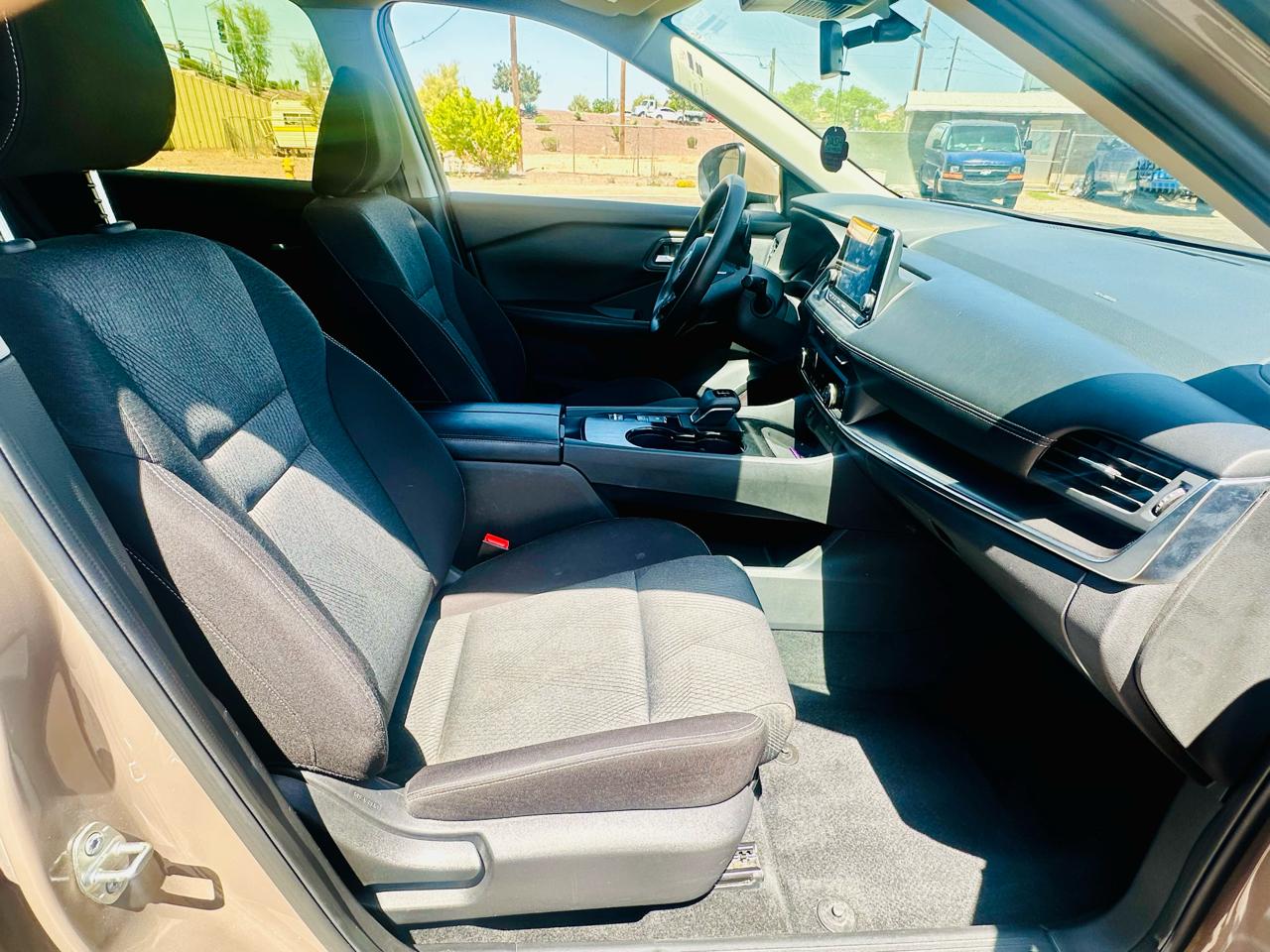 Nissan Rogue SV 2024