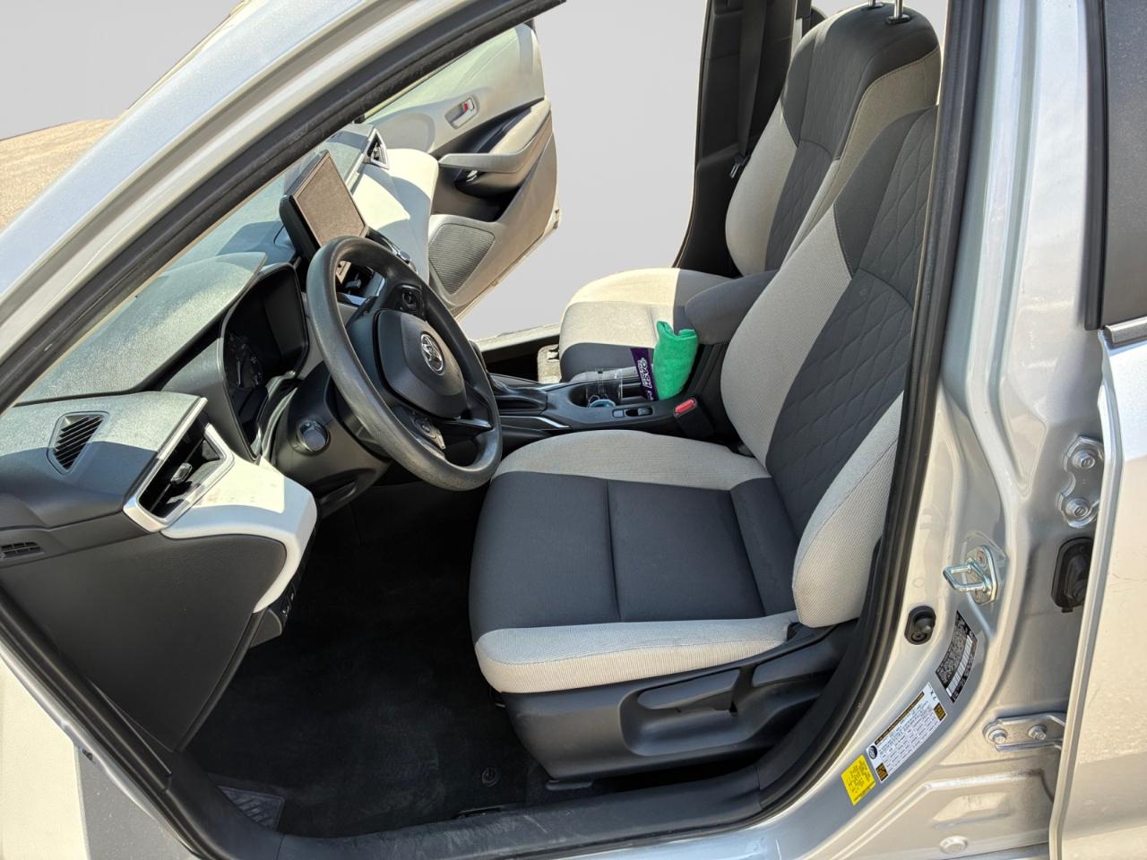 Toyota Corolla LE 2024