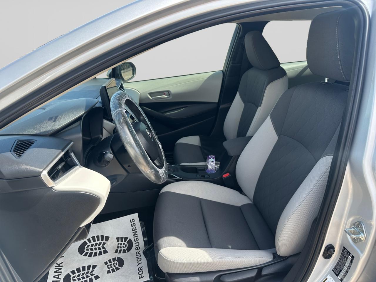 Toyota Corolla LE 2024