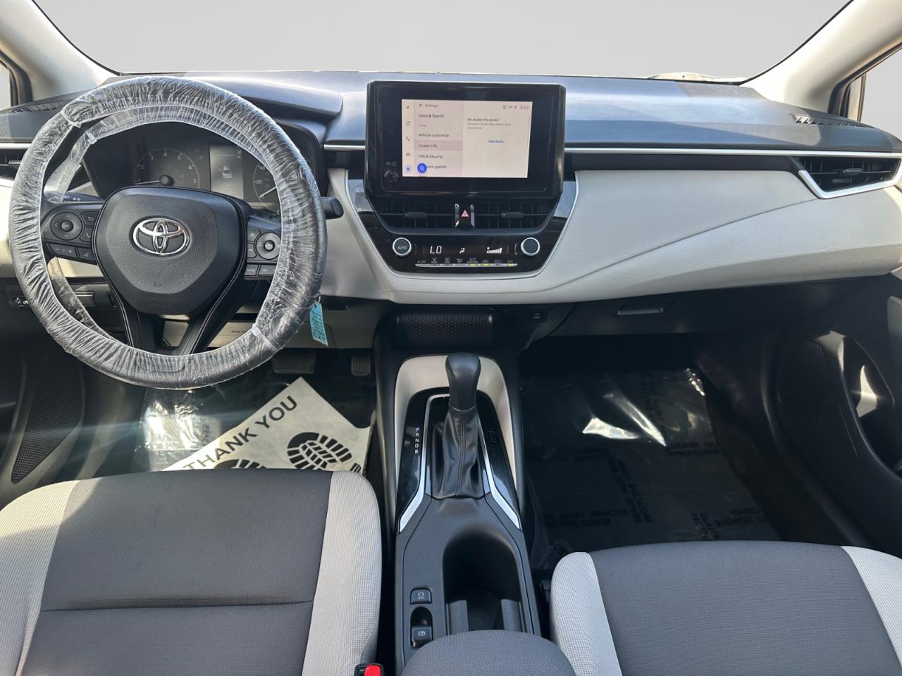 Toyota Corolla LE 2024