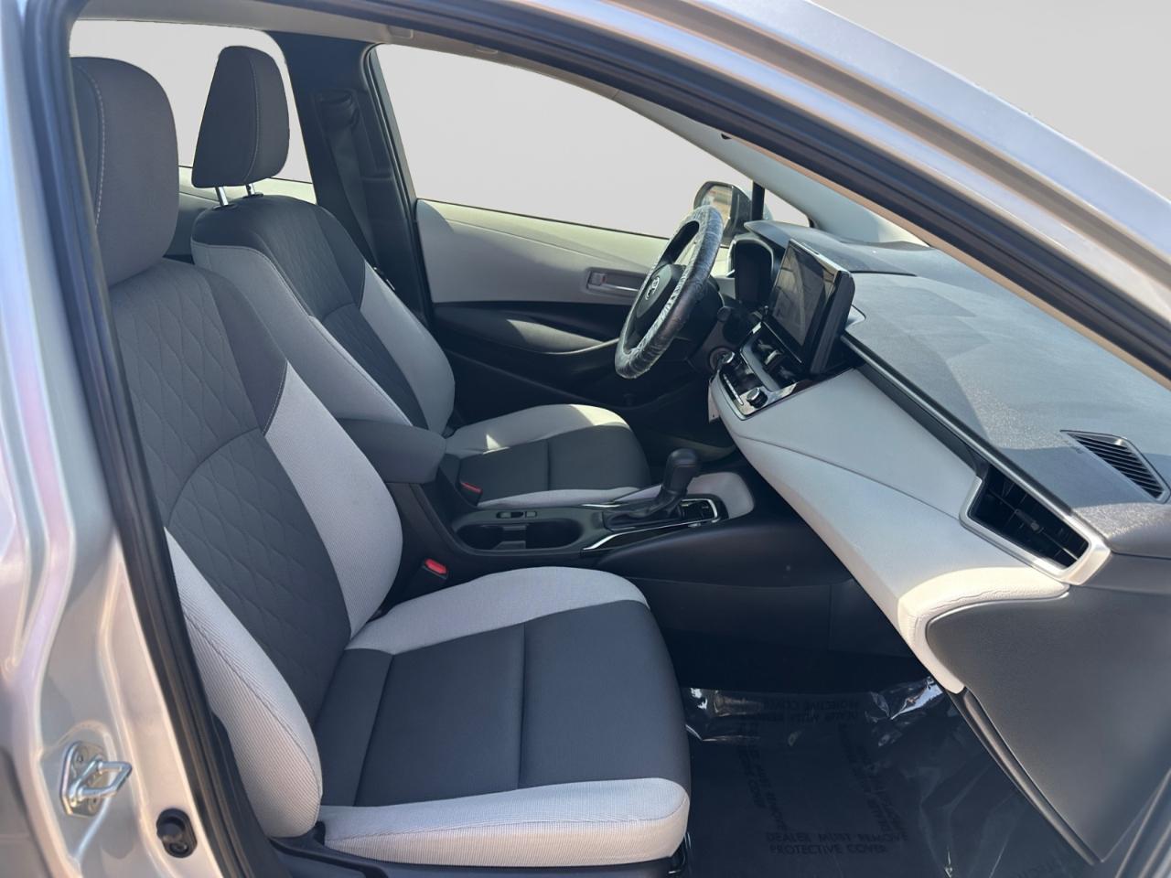 Toyota Corolla LE 2024
