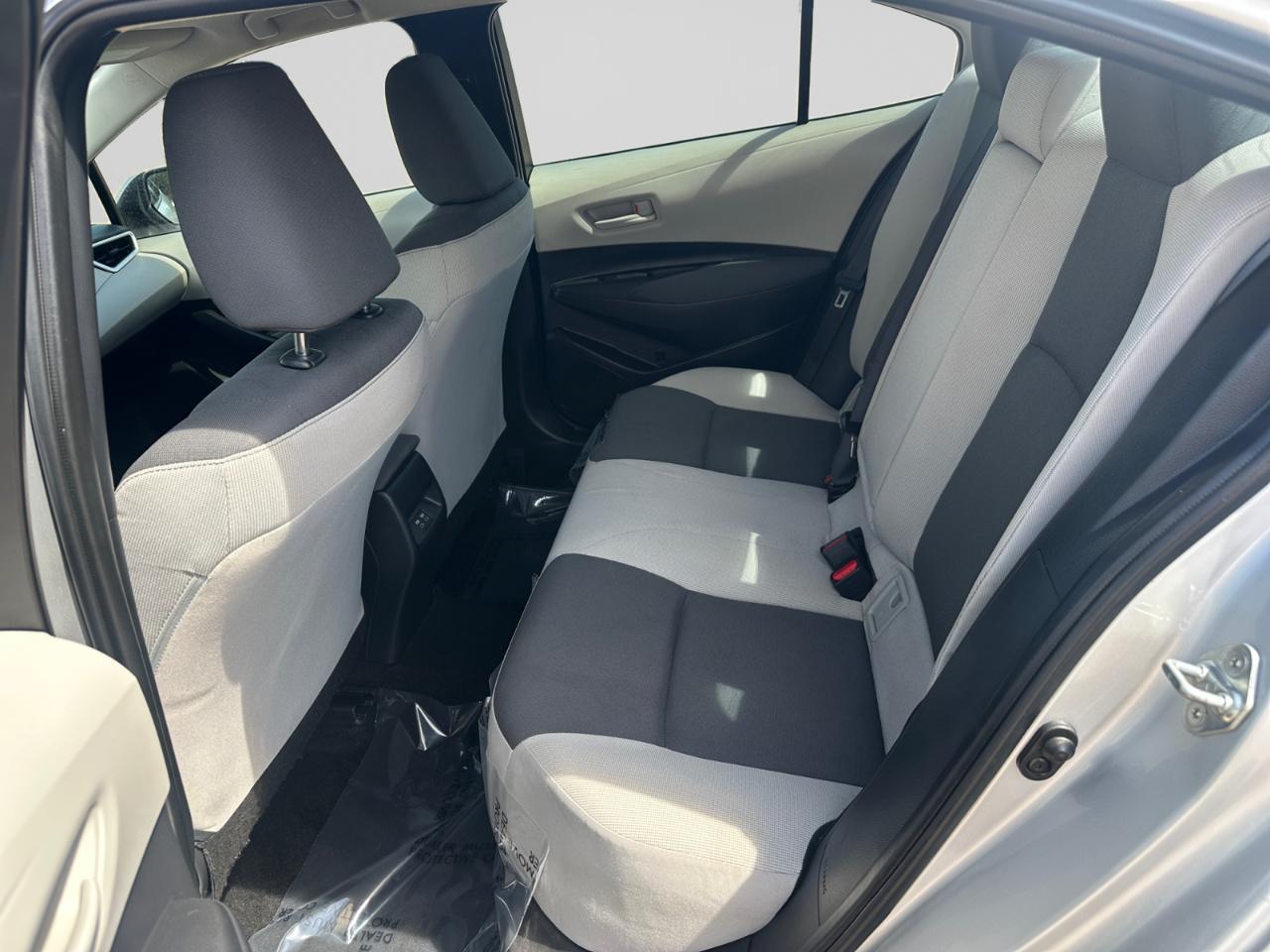 Toyota Corolla LE 2024