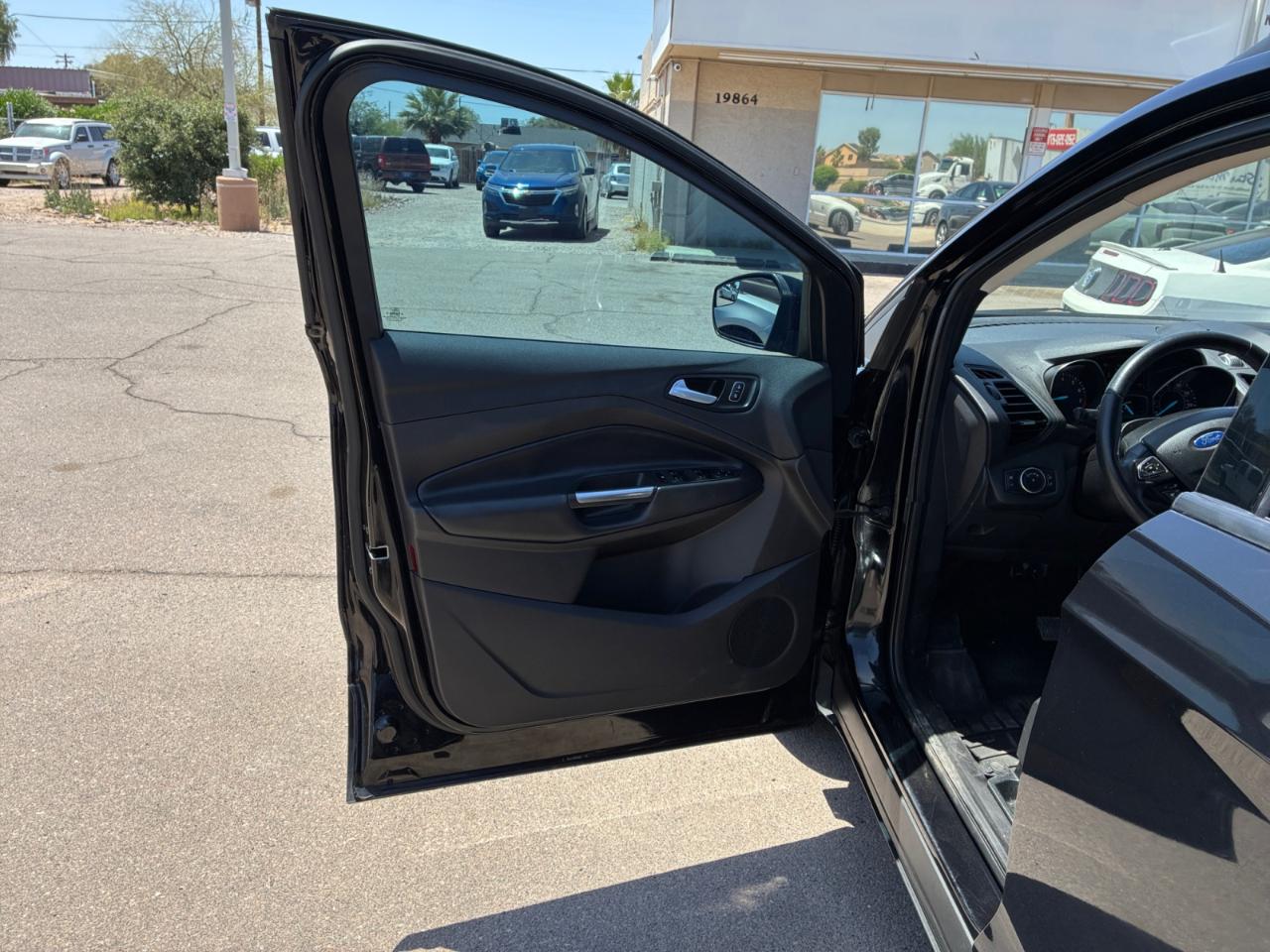 Ford Escape SE FWD 2019