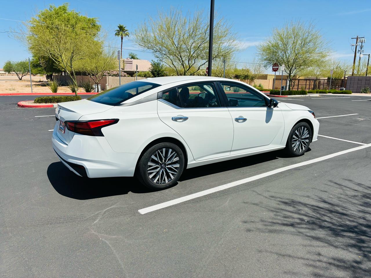 Nissan Altima 2.5 SV 2025