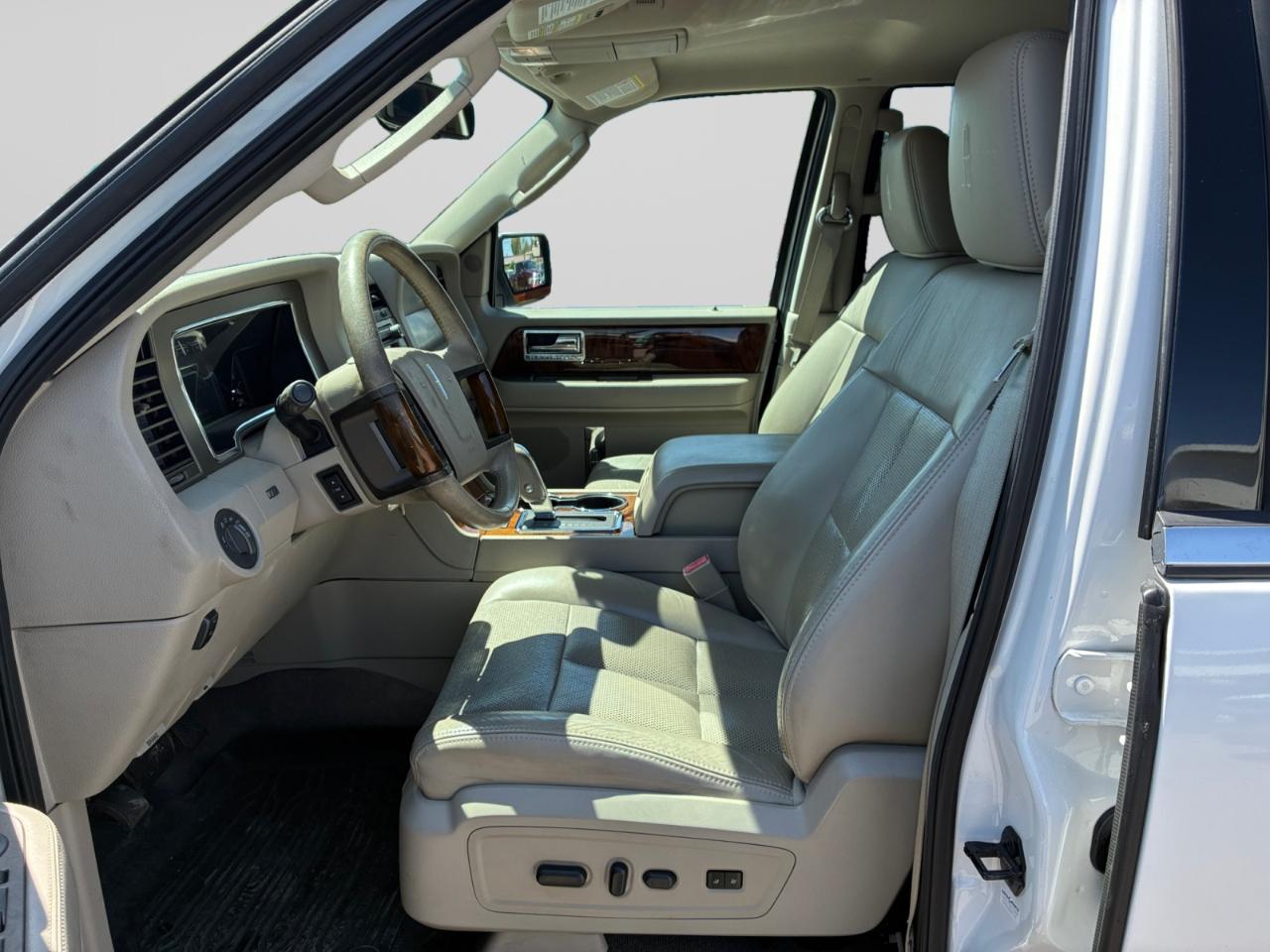 Lincoln Navigator 2WD 2012