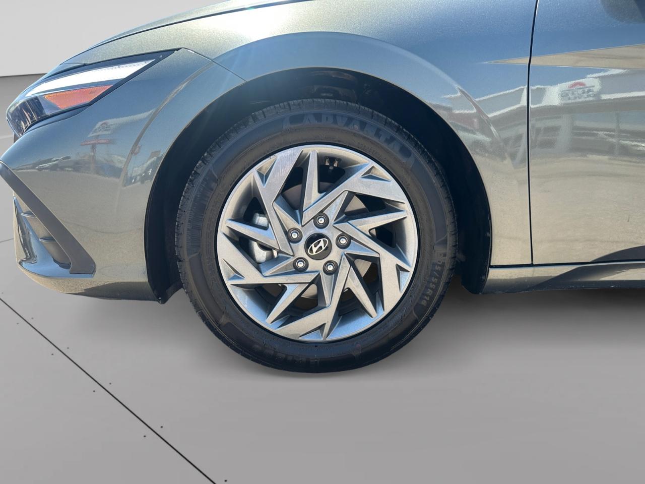 Hyundai Elantra SEL 2024