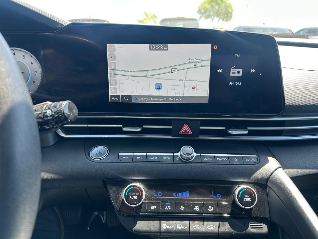 Hyundai Elantra SEL 2024