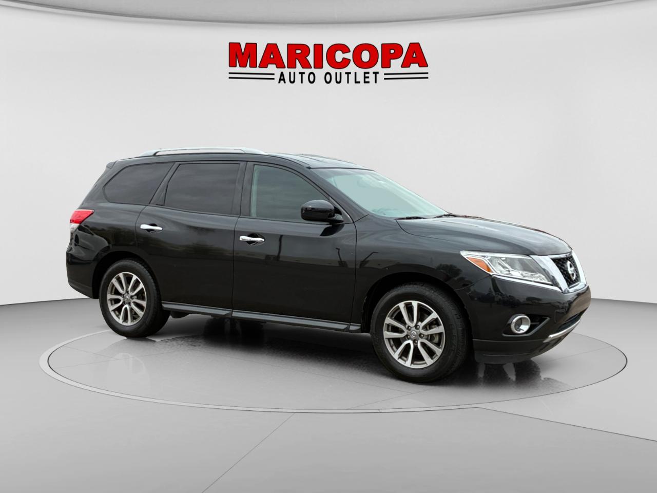 Nissan Pathfinder SV 2WD 2015