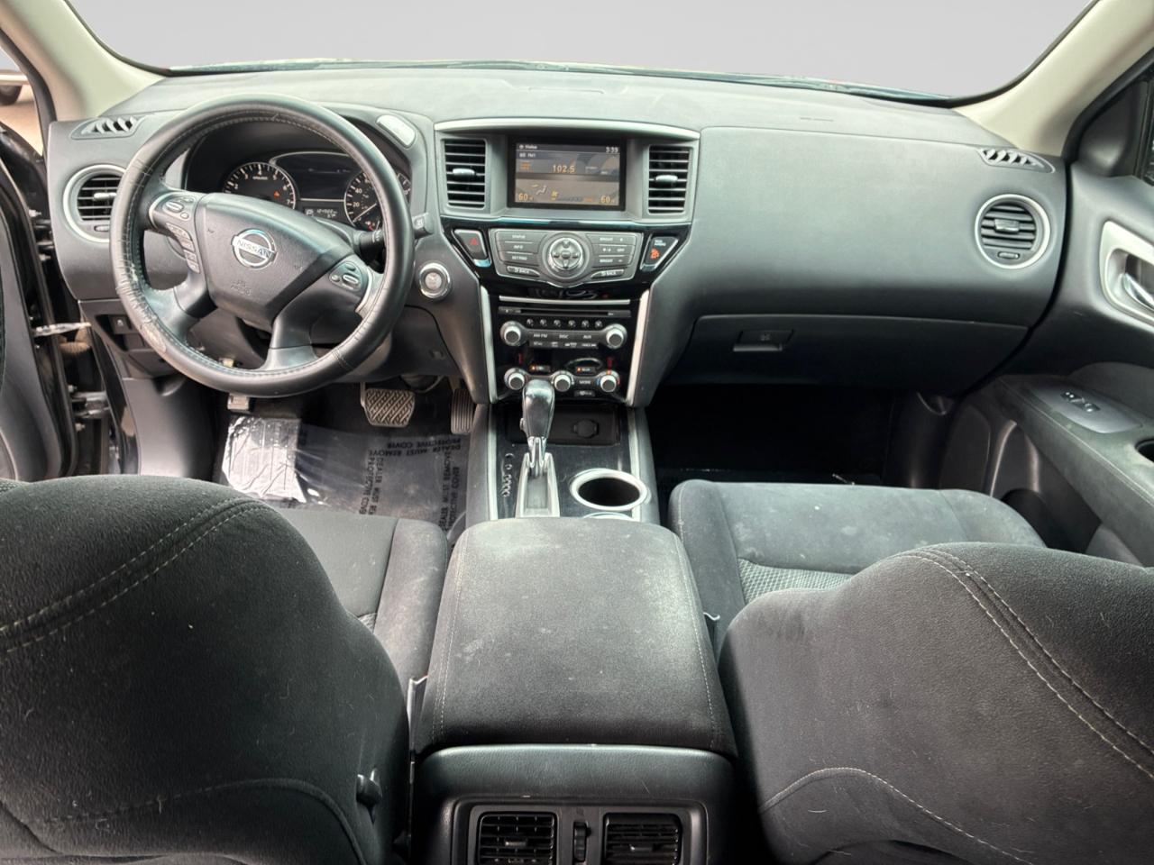 Nissan Pathfinder SV 2WD 2015