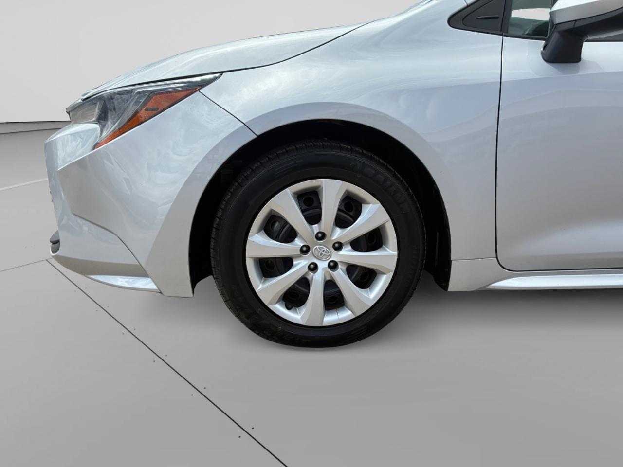 Toyota Corolla LE 2024