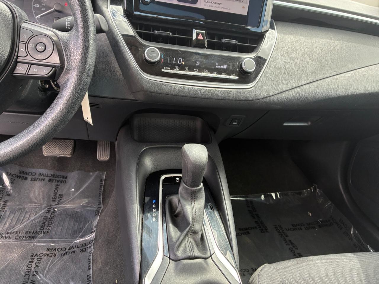 Toyota Corolla LE 2024
