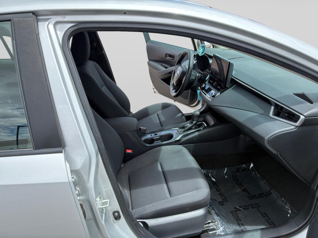 Toyota Corolla LE 2024