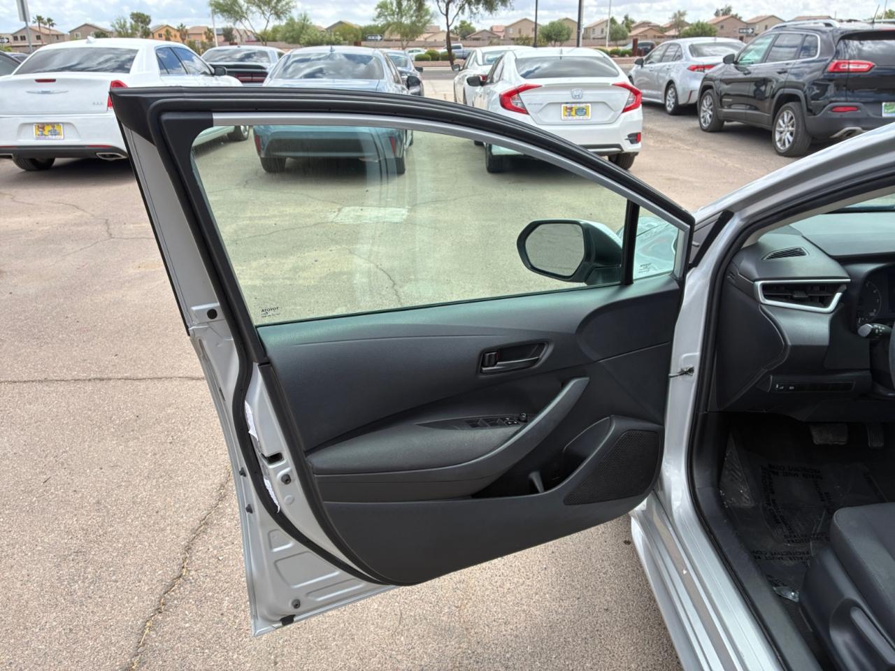 Toyota Corolla LE 2024
