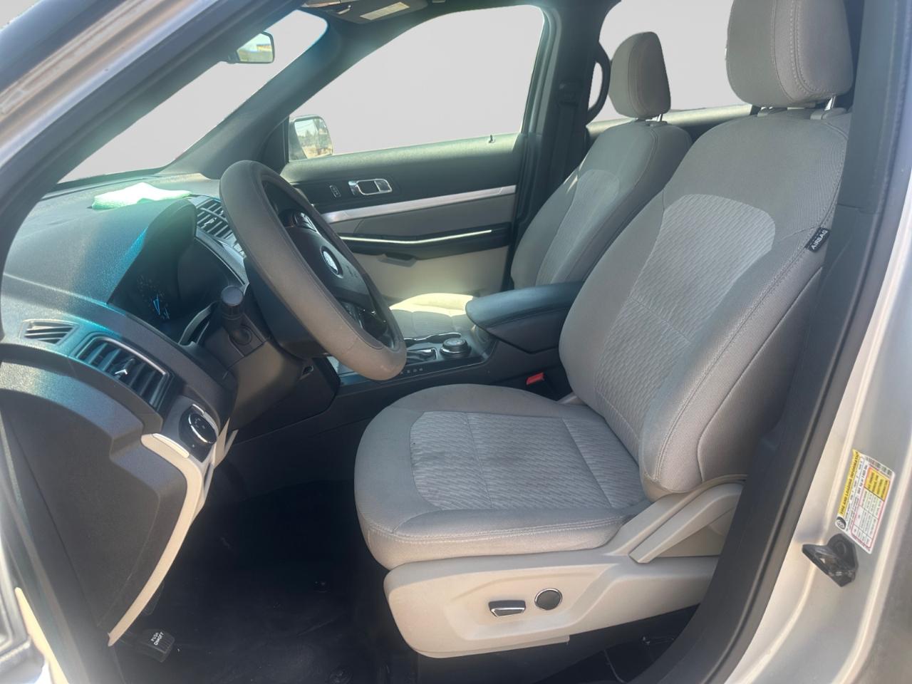 Ford Explorer Base 4WD 2018