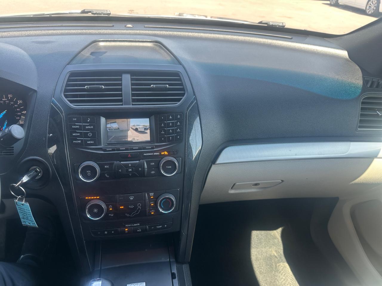 Ford Explorer Base 4WD 2018