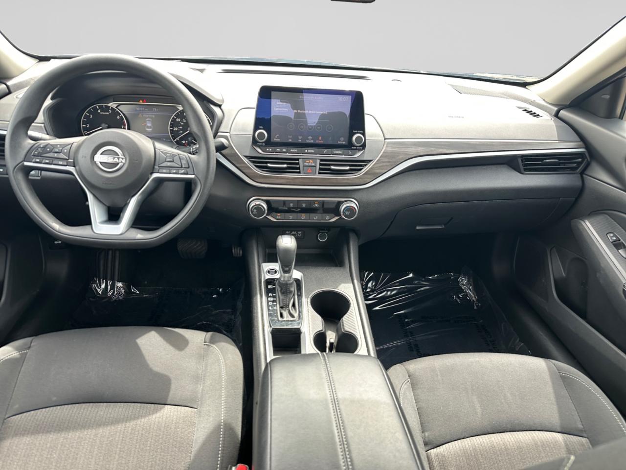 Nissan Altima 2.5 SV 2025