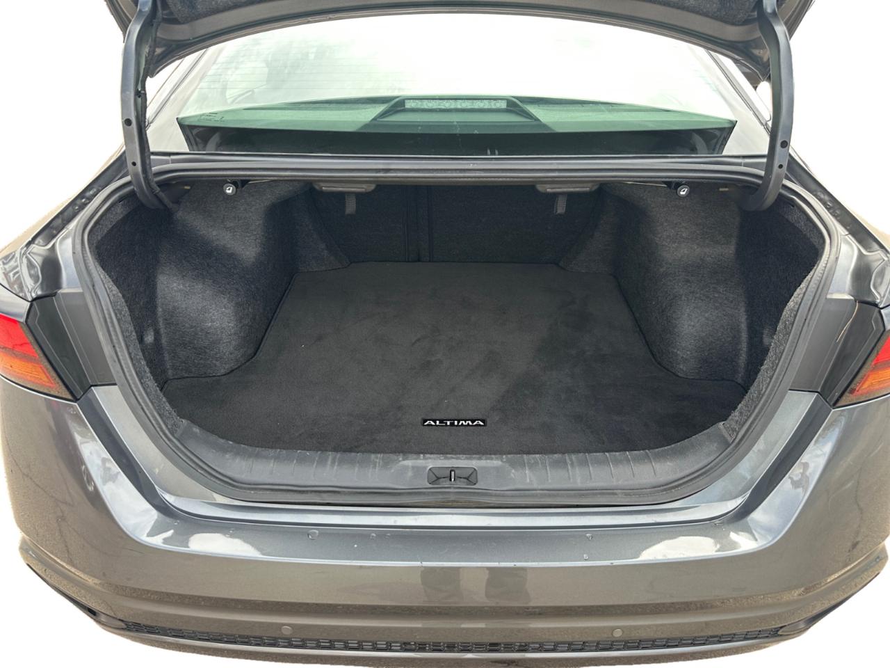 Nissan Altima 2.5 SV 2025