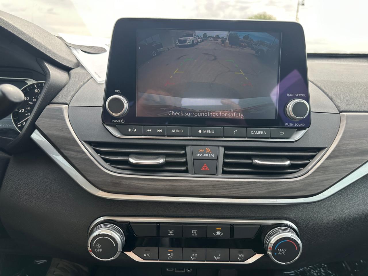 Nissan Altima 2.5 SV 2025