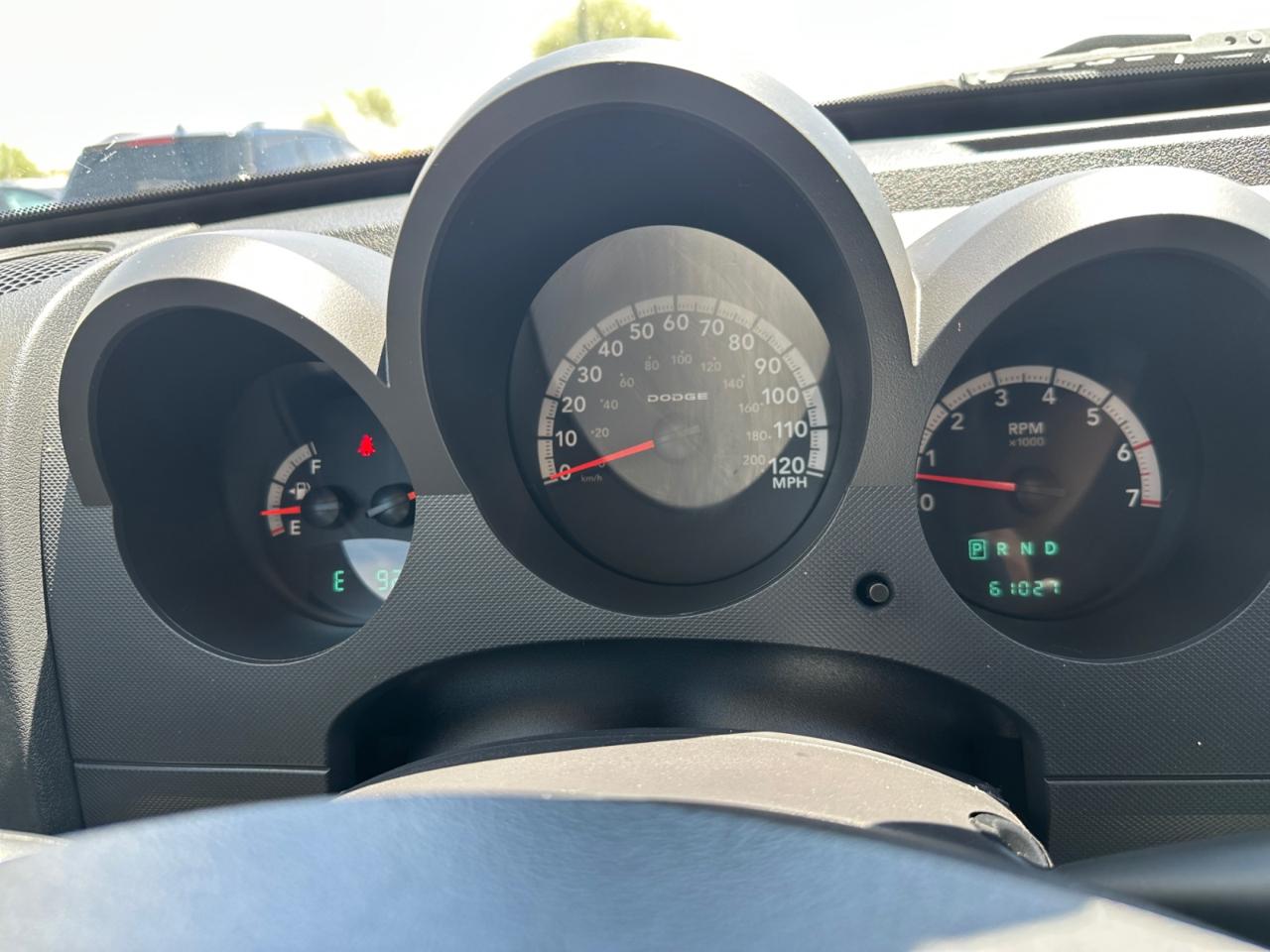 Dodge Nitro Heat 2WD 2011