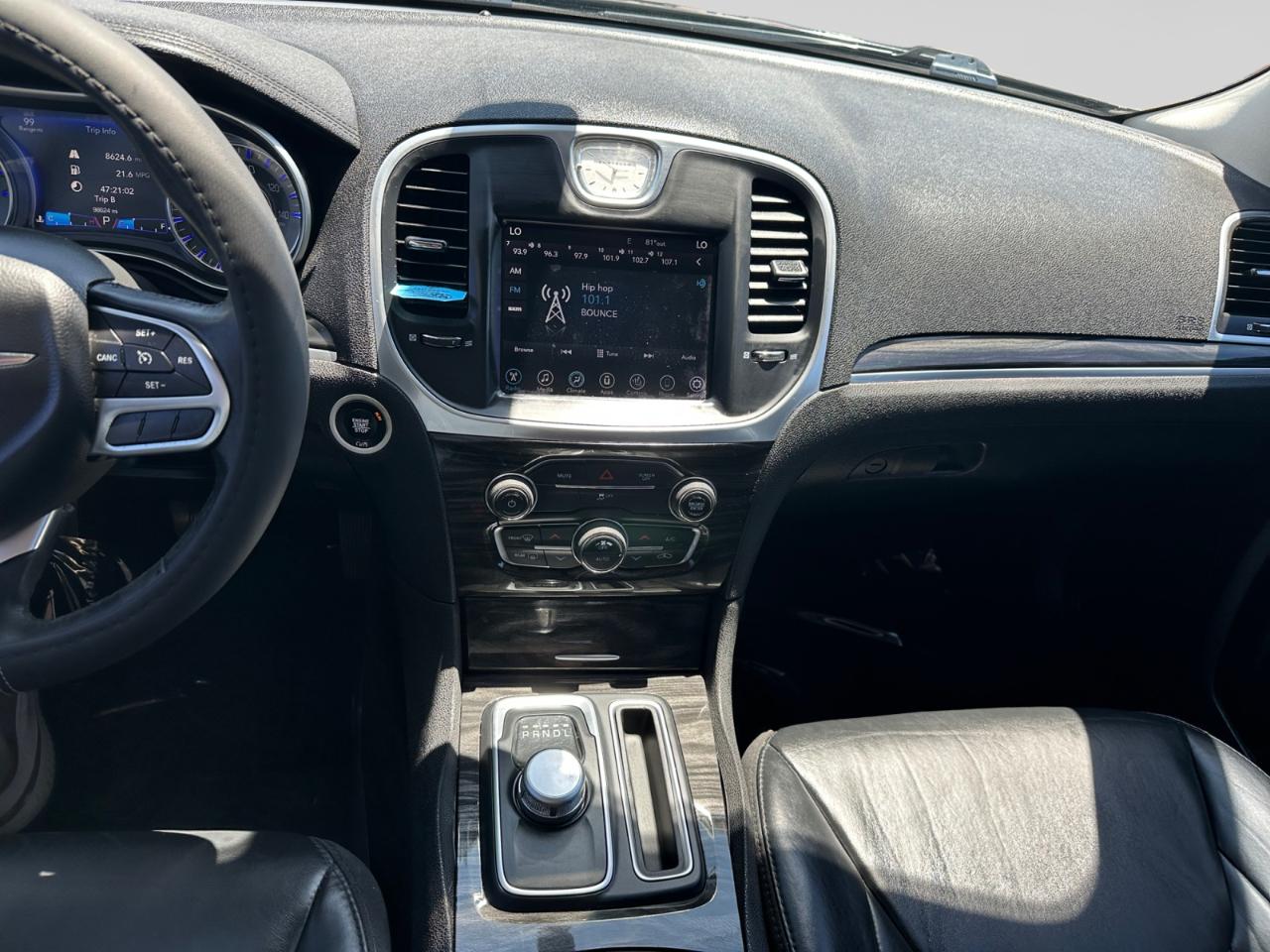 Chrysler 300 Limited RWD 2017