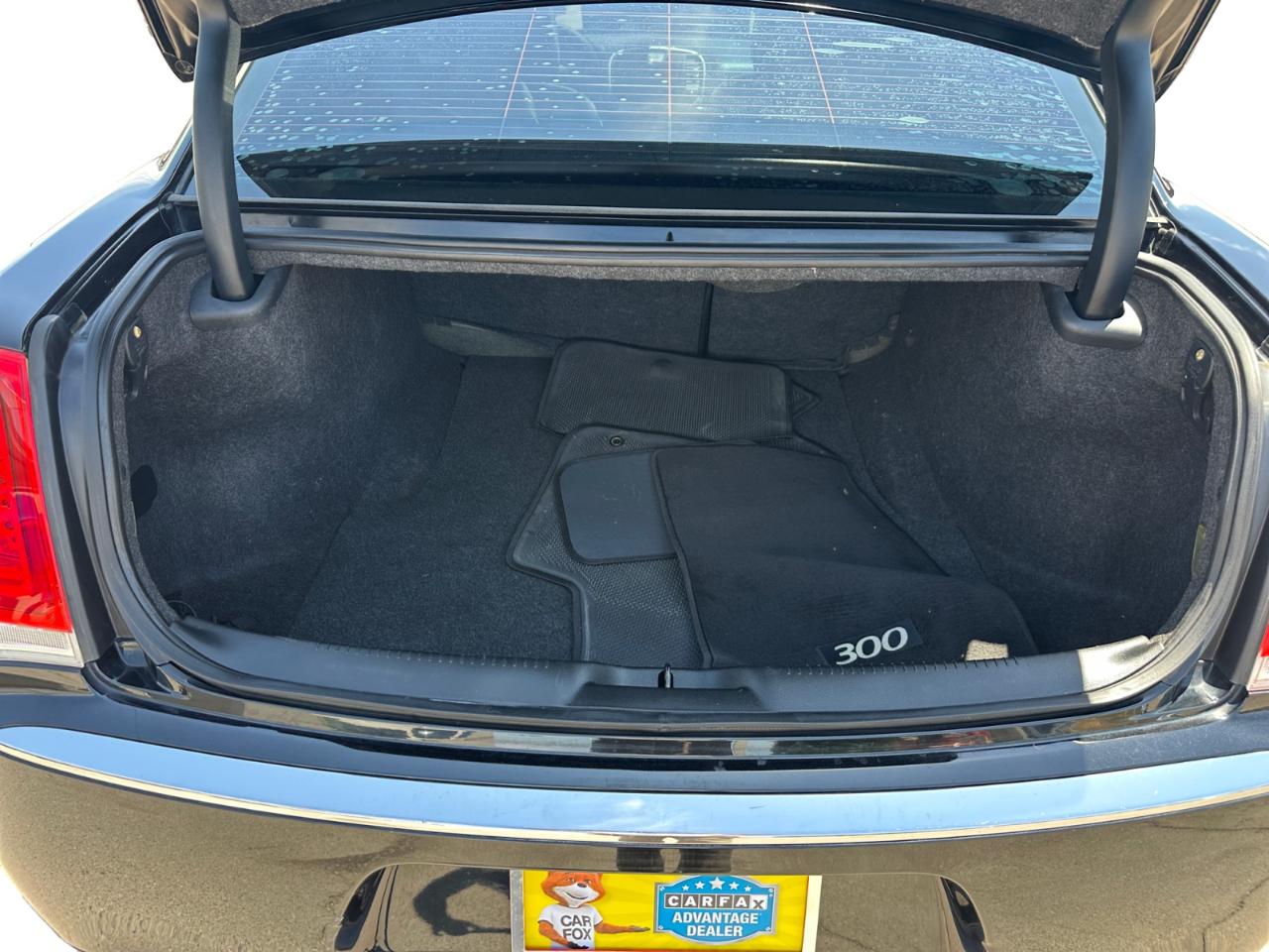 Chrysler 300 Limited RWD 2017