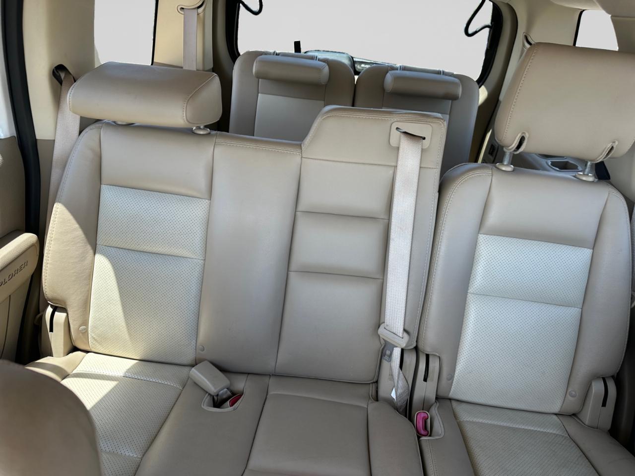 Ford Explorer Limited 4WD 2010