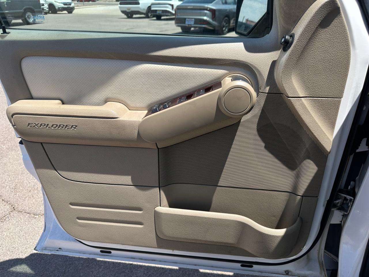 Ford Explorer Limited 4WD 2010