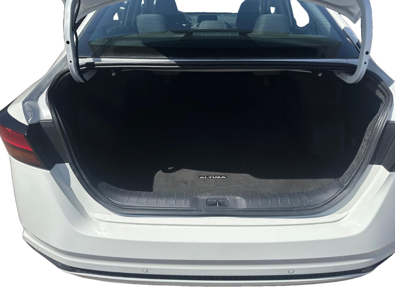 Nissan Altima 2.5 SV 2025