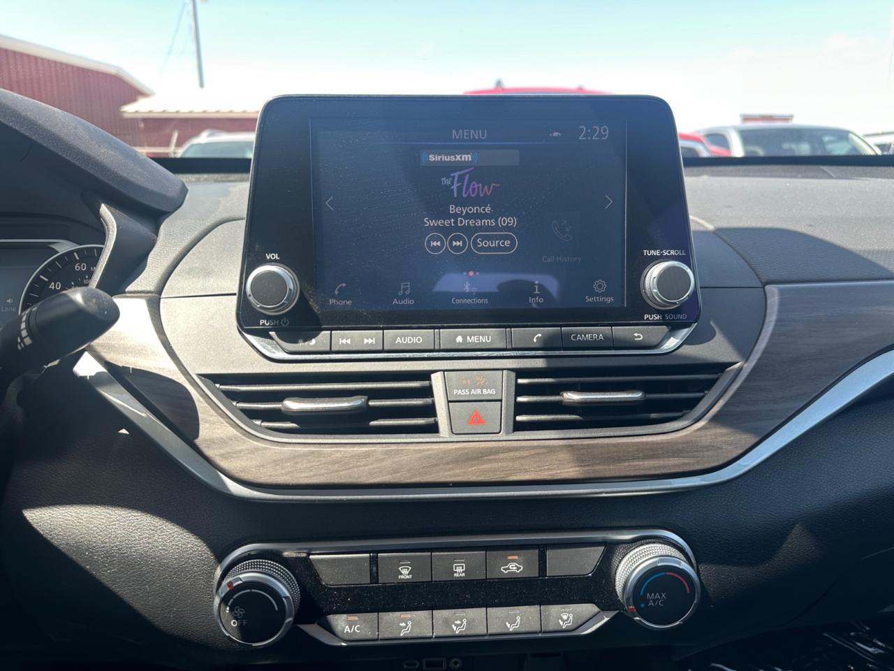 Nissan Altima 2.5 SV 2025