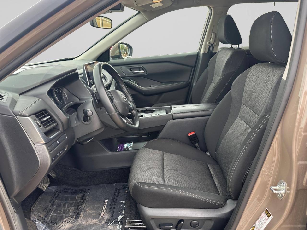 Nissan Rogue SV 2025