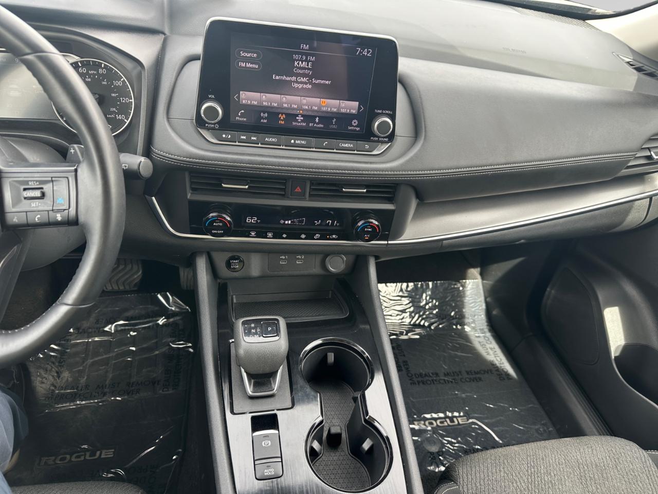 Nissan Rogue SV 2025